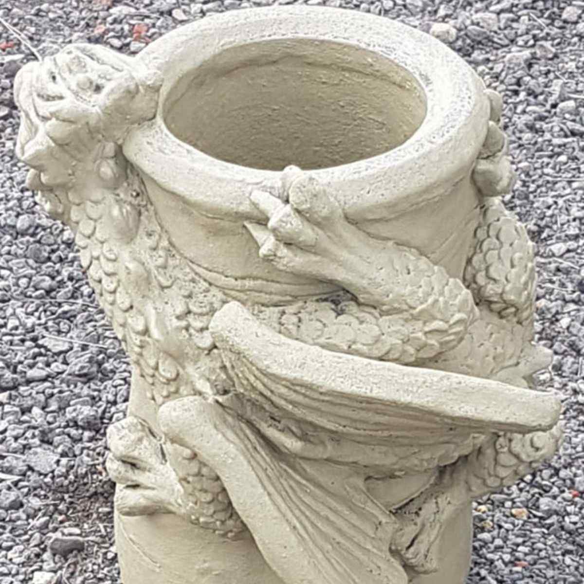 Screech bathstone dragon chimney pot 35