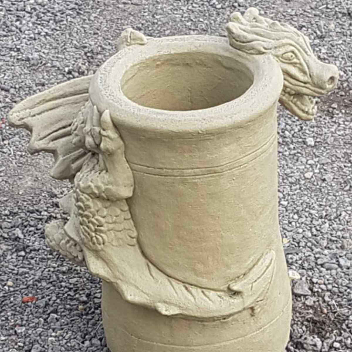 Screech bathstone dragon chimney pot 2