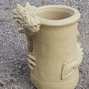 Smirk bathstone dragon chimney pot 3